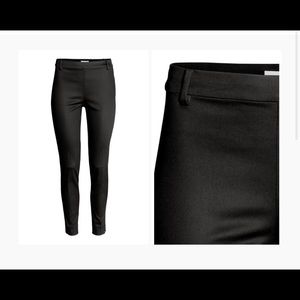 H&M slacks 💼 in black 🖤 and navy 💙